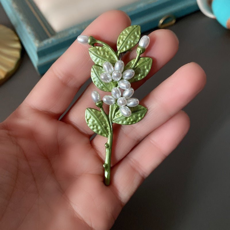 Creative All - Match Green Plant Flower Pearl Brooch - Elysian Bijoux