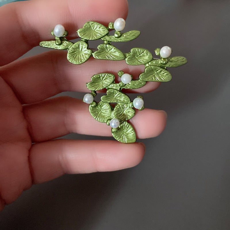 Creative All - Match Green Plant Flower Pearl Brooch - Elysian Bijoux
