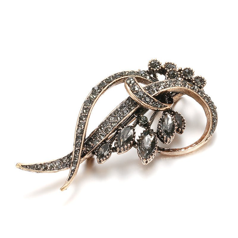 Fashion Personality Lady's Flower Zircon Brooch – Elegant Crystal Inlay Design - Elysian Bijoux