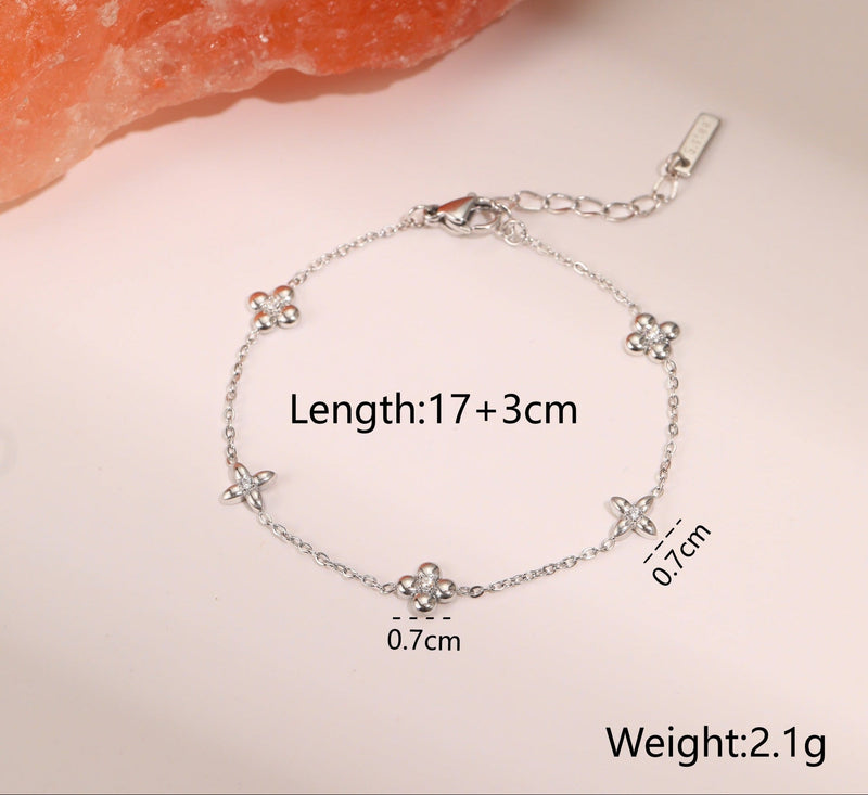 StellarDot 18K Star Bracelet - Elysian Bijoux