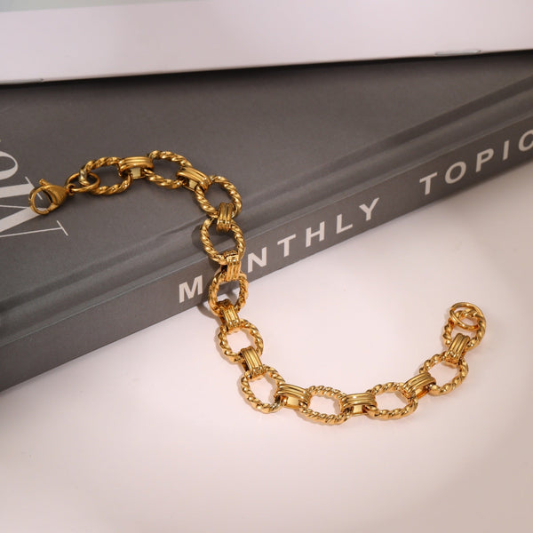 TwistLink 18K Steel Bracelet - Elysian Bijoux